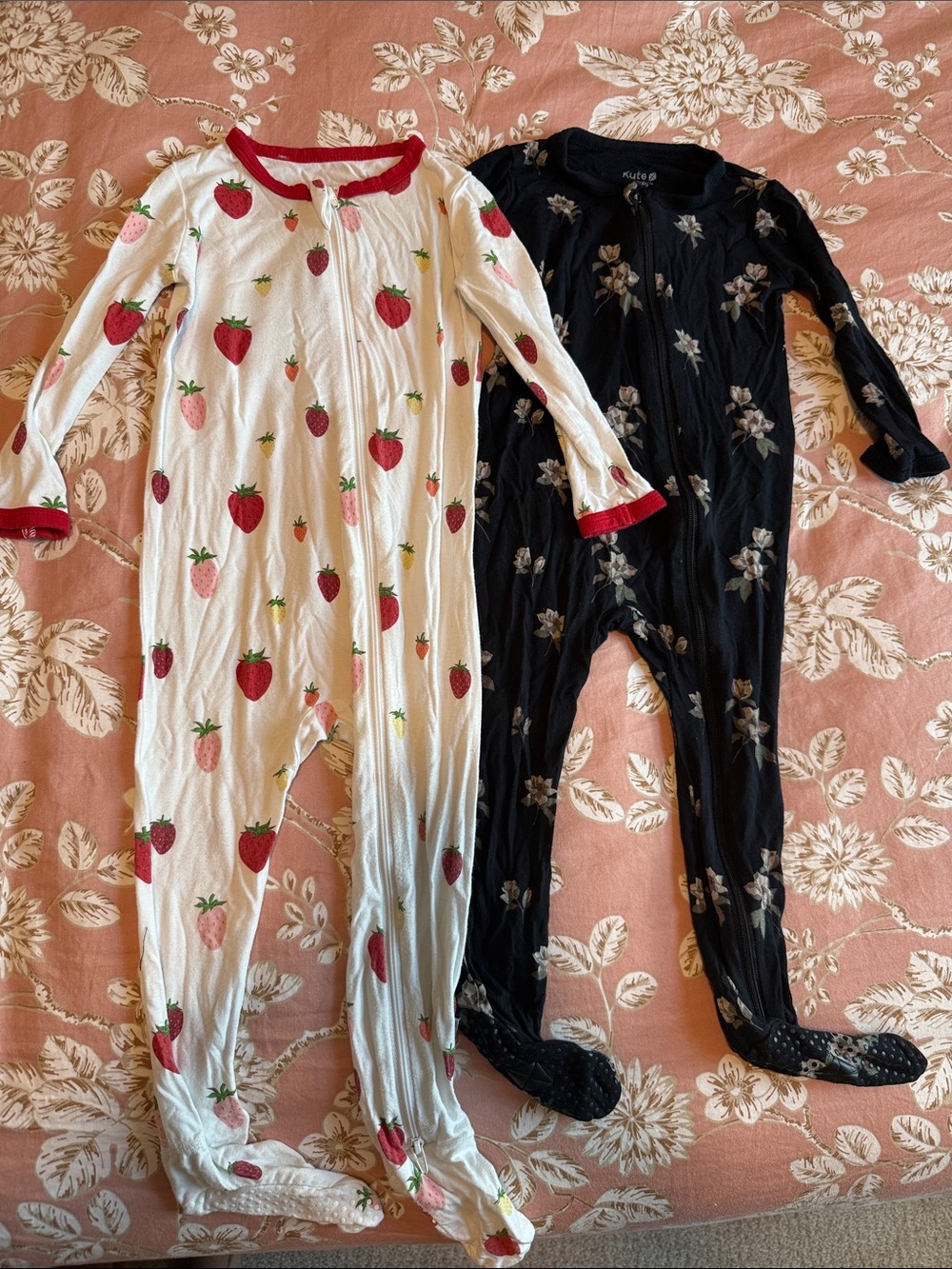 Kyte BABY Footed Onesie set